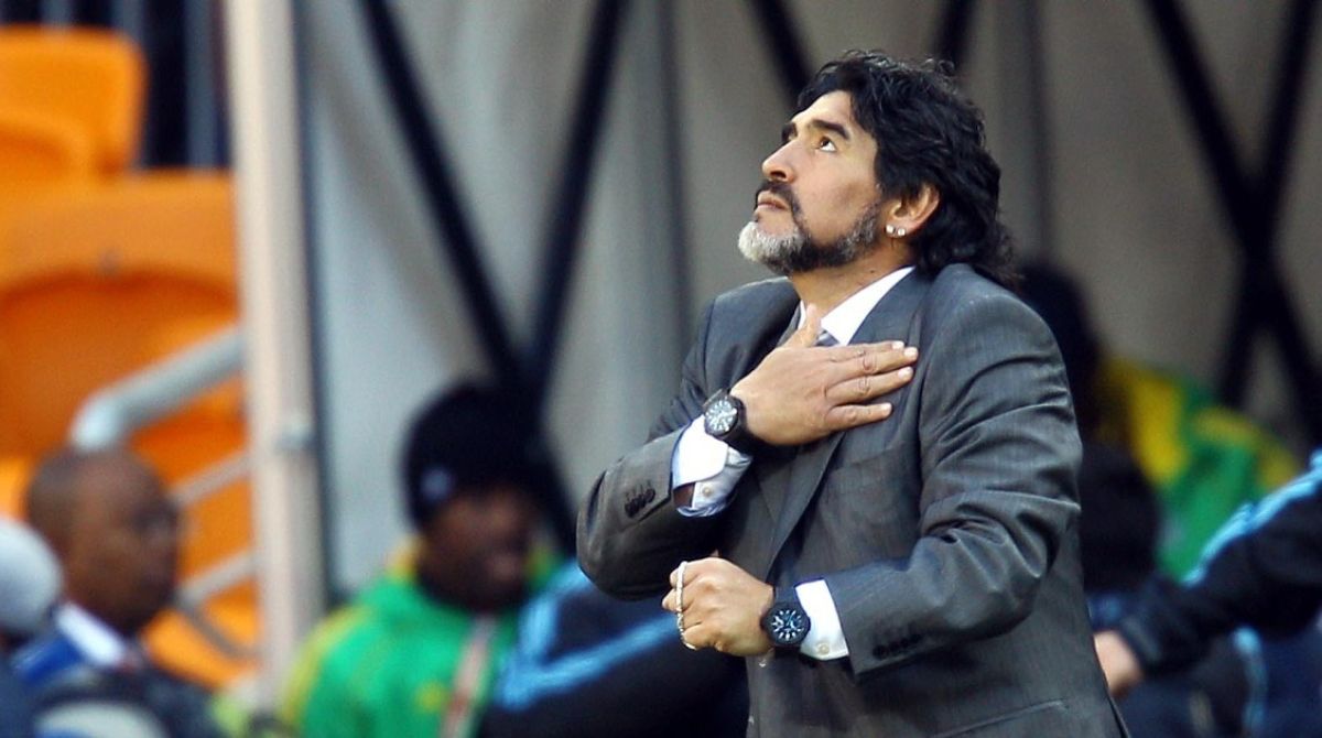 Equipe médica de Maradona: promotoria pede até 12 anos