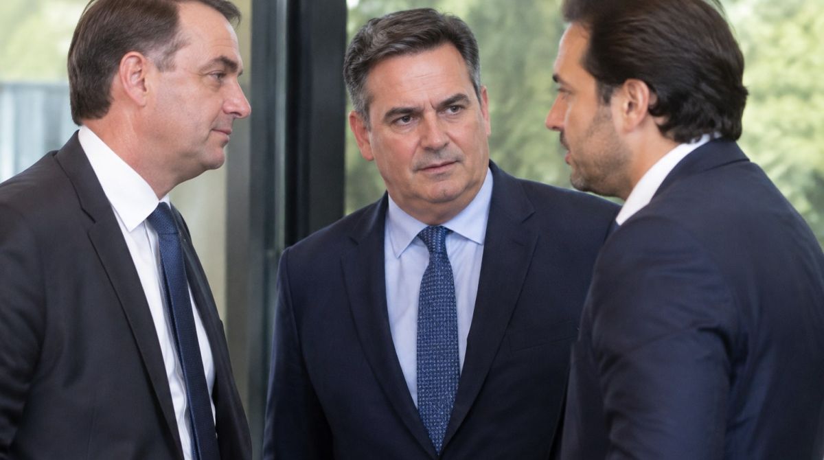 Encontro Flávio Bolsonaro e Vorcaro: o que se sabe