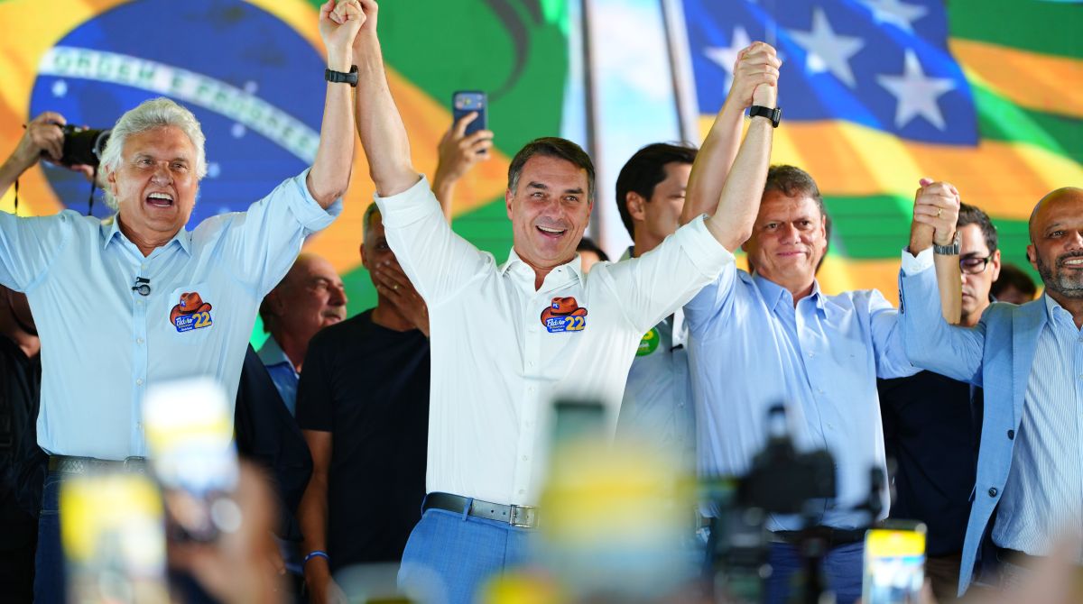 Flávio Bolsonaro no segundo turno: alianças e apoios