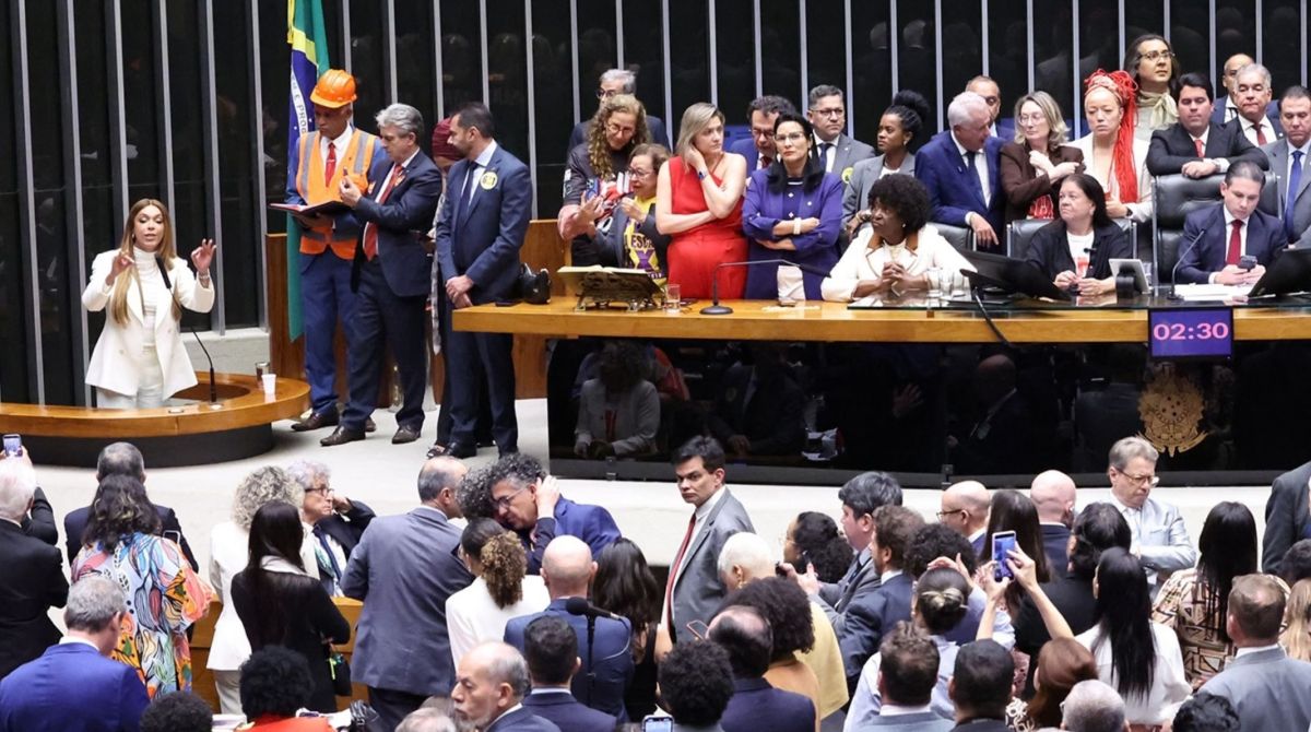 Cláusula de barreira: o que muda para PSOL e Rede