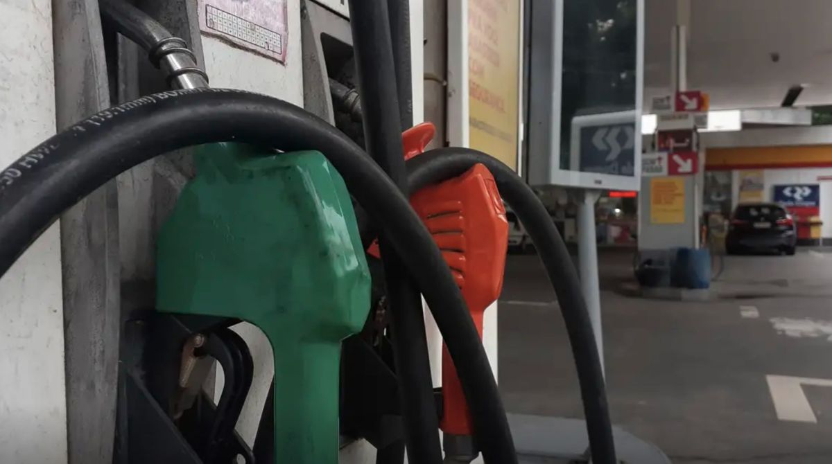 Tributos federais da gasolina zerados: o que muda