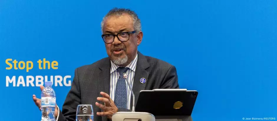 OMS anuncia corte de 20% no orçamento após saída dos EUA, impactando programas de saúde globais!