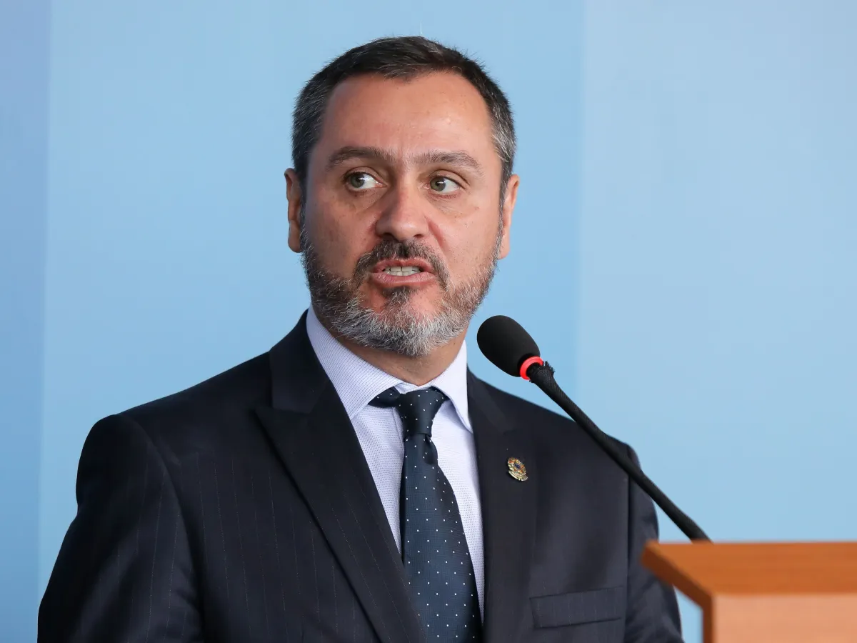 Diretor da Polícia Federal Reagiu Contra Anistia e Defendeu Justiça para Crimes Graves