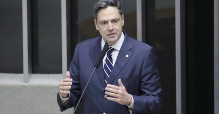 Deputado alerta: falta de regulamentação das apostas deixa vulneráveis desprotegidos!'