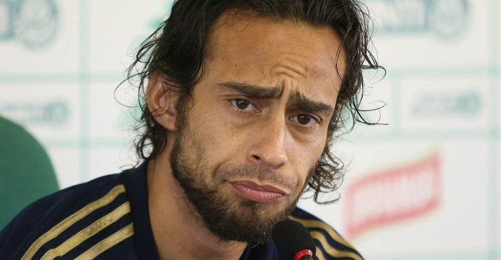 Ex-Jogador Jorge Valdivia Preso no Chile por Acusação de Abuso Sexual