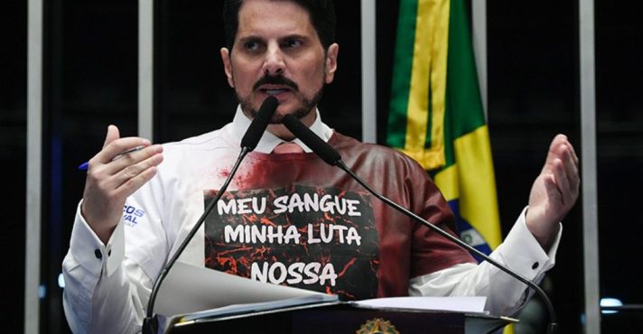 Tribunal Penal Internacional Deve Julgar Moraes, Defende Senador