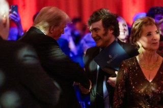 Javier Milei e Donald Trump: Uma Aliança Estratégica para a Direita na América Latina