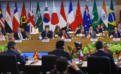 G20 aprova taxação dos super-ricos e discute combate à desigualdade e à fome