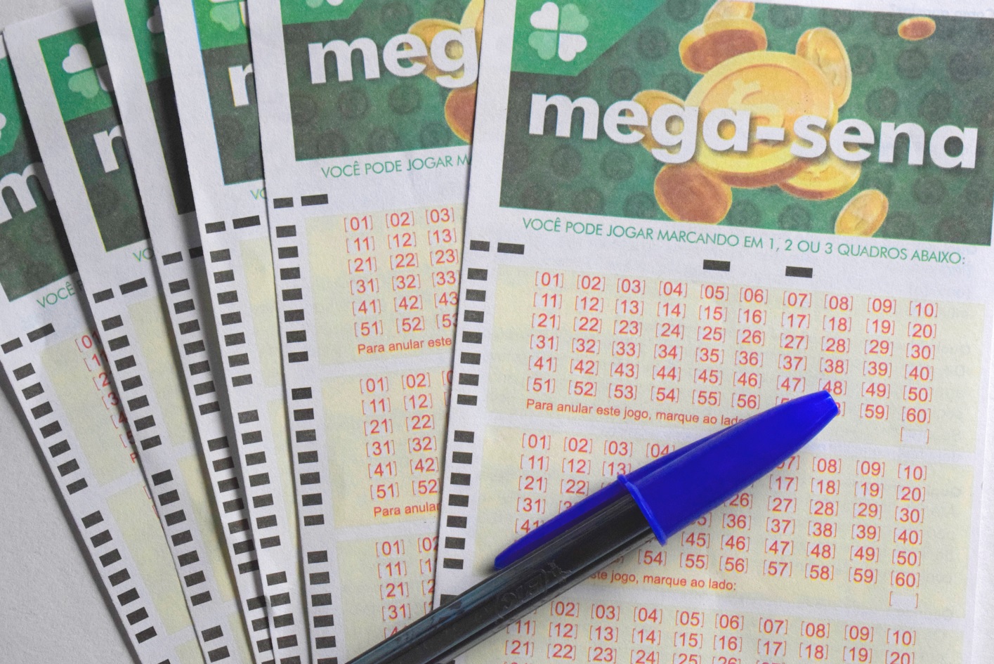Mega-Sena realiza sorteio de R$ 55 milhões e atrai apostadores nesta terça-feira