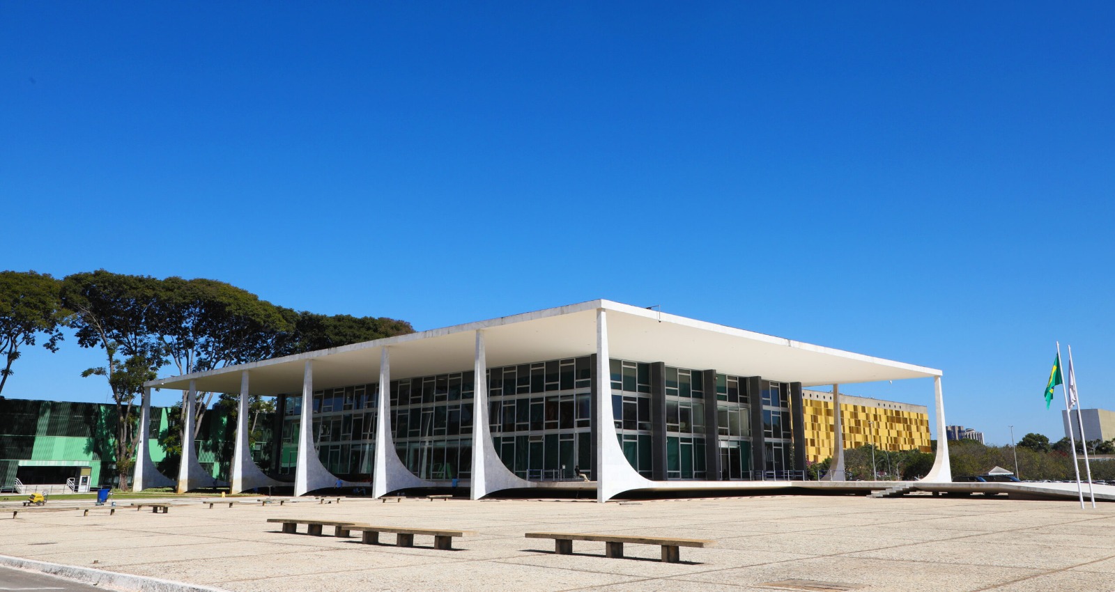 Barroso libera privatização da gestão de escolas em São Paulo, restabelecendo decreto de Tarcísio