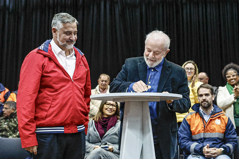 Desaprovação de Lula atinge 60,7% no Rio Grande do Sul; pesquisa revela queda drástica na popularidade