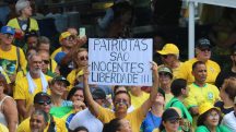 Bolsonaro busca ajuda externa para restabelecer a paz e critica o STF em entrevista