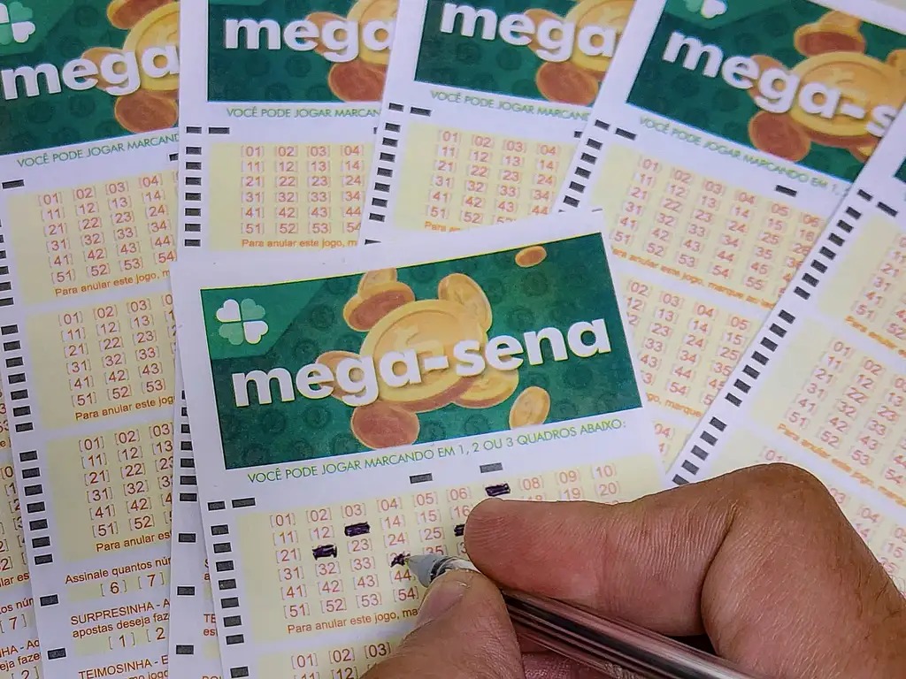 Como R$ 3 milhões na Mega-Sena podem render na poupança e outras opções de investimento