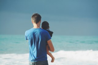 A Confusão de Ter Dois Pais: Uma Reflexão sobre a Parentalidade Moderna