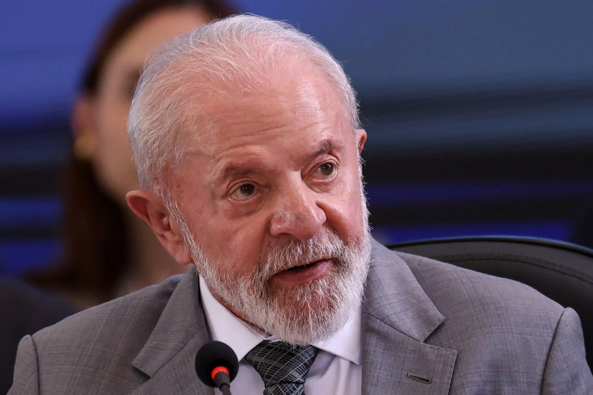 Lula se prepara para sancionar Lei da Reciprocidade em resposta a tarifas dos EUA