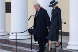 A moda de Melania Trump: uma máquina de guerra ou um retorno a tradições?