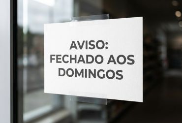 Supermercados fechados aos domingos: o que decide a Justiça