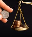Escola Austríaca de Economia: Análise das teorias de Mises e Hayek.
