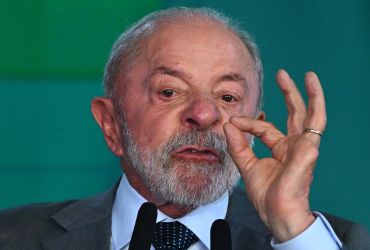 Falas anticatólicas de Lula e o gesto com Nossa Senhora