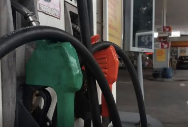Tributos federais da gasolina zerados: o que muda