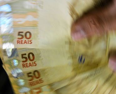 Mercado Eleva Expectativa de Inflação para 2025 para 5%, Superando Novo Teto da Meta