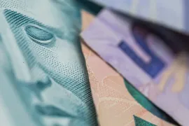 Varejo cresce 4,7% em 2024, mas desliza em dezembro com queda de 0,1%