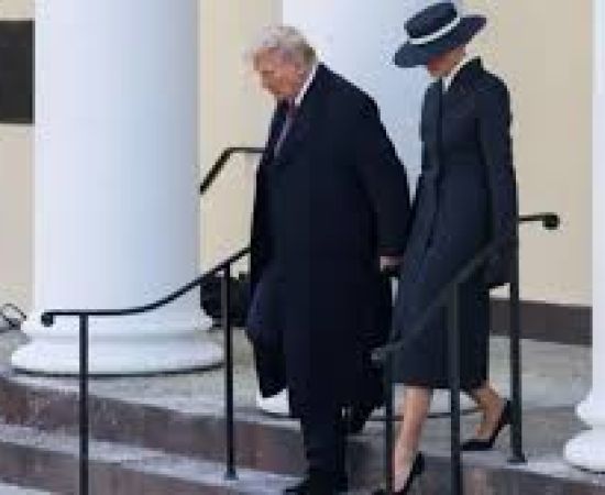 A moda de Melania Trump: uma máquina de guerra ou um retorno a tradições?