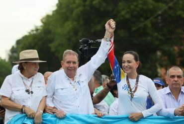 María Corina Machado: A Líder Opositora da Venezuela Sob Investigação por Conspiração e Traição