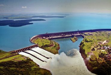 Paraguai investiga espionagem da Abin em negociações da Usina de Itaipu
