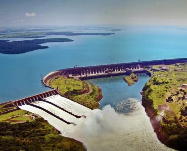 Paraguai investiga espionagem da Abin em negociações da Usina de Itaipu