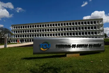 TCU Revela Indícios de Superfaturamento em Indenizações da Refinaria da Petrobras
