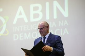 Diretor da Abin depõe sobre acusação de espionagem e investigações se aprofundam